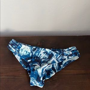 Cheeky bikini bottoms